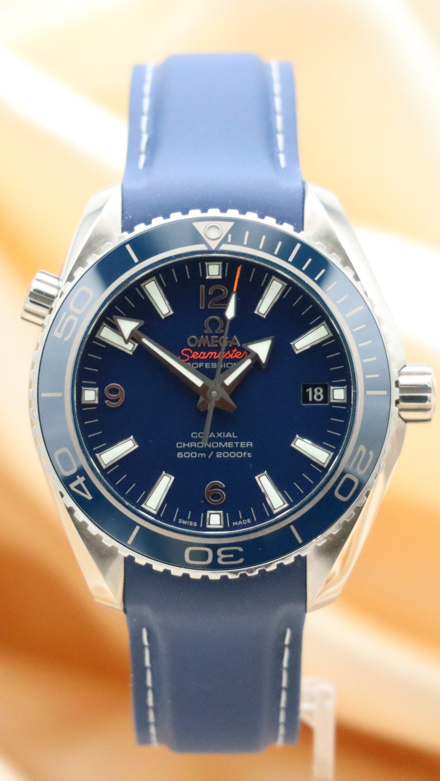 Omega Seamaster Planet Ocean 232.92.42.21.03.001 Box + above. papers