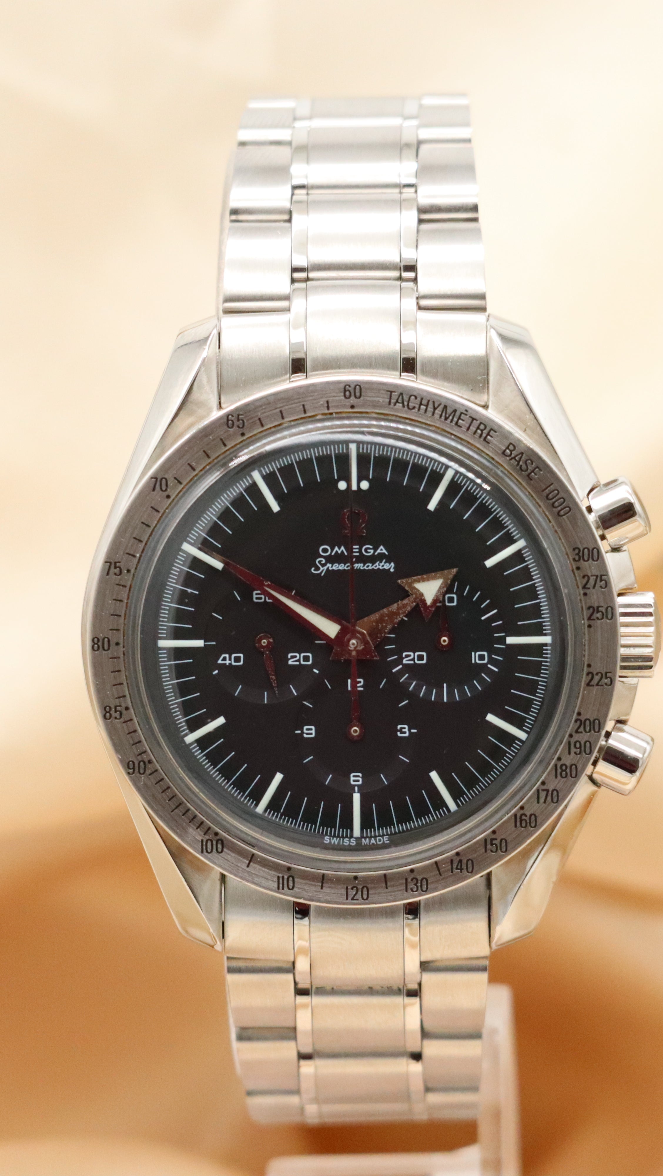 Omega Speedmaster Broad Arrow Handaufzug 42 35945000 Box + og. Papiere