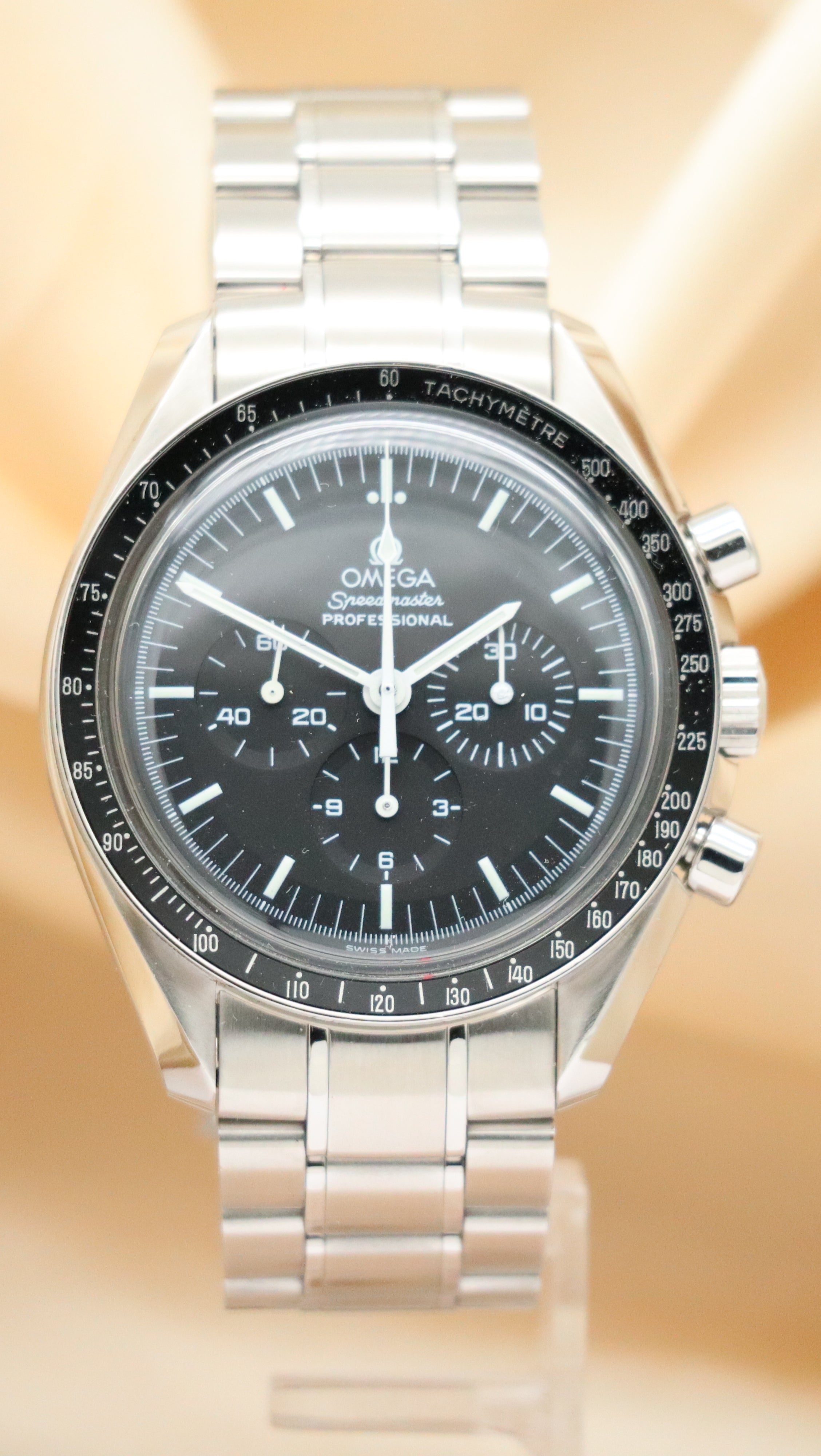 Omega Speedmaster Professional Moonwatch 42mm hand-wound men's watch 35705000 box + above papers