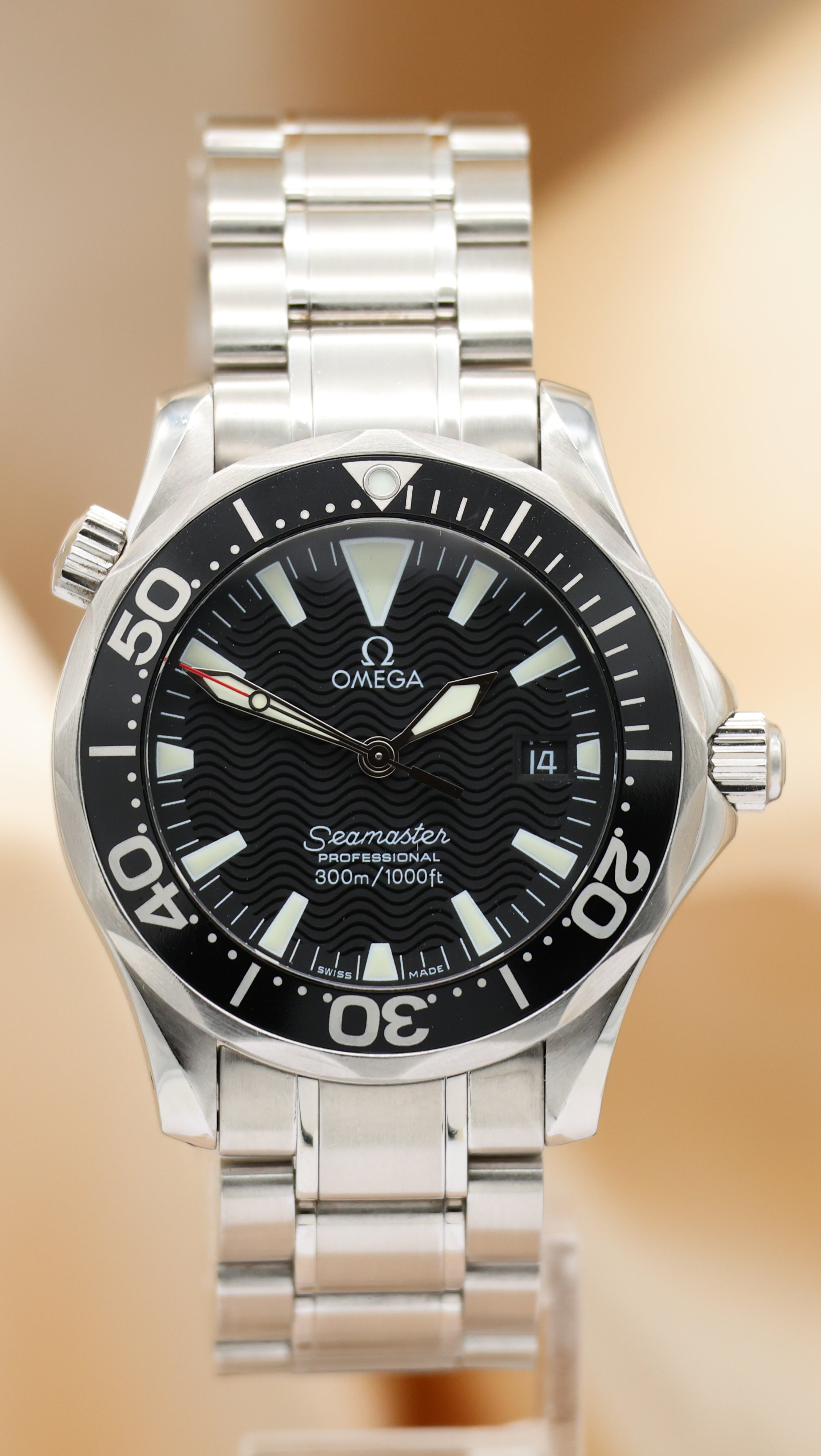 Omega Seamaster 36mm Quarz Herrenuhr 22625000