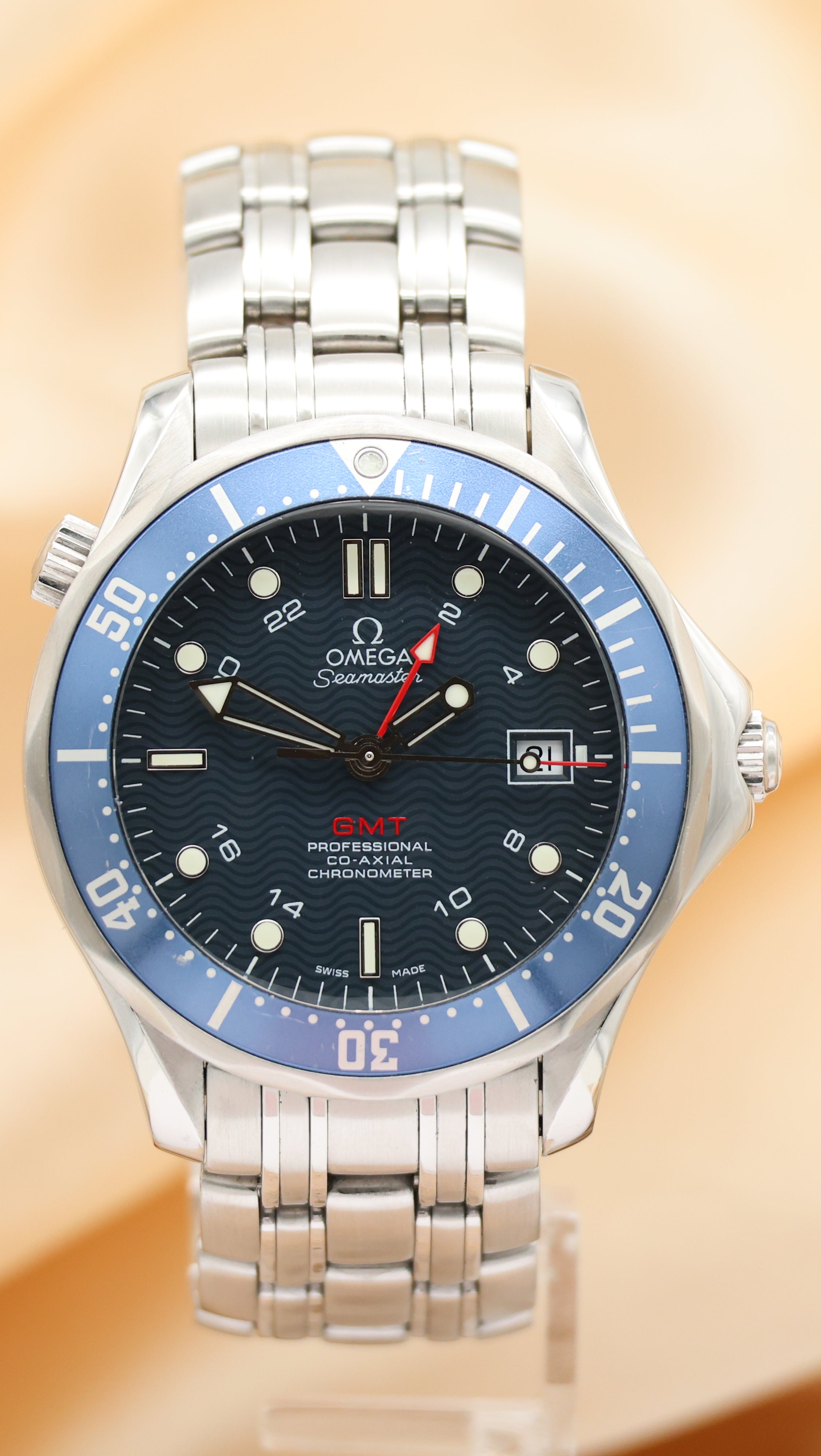 Omega Seamaster Diver 300M GMT Automatik 25358000