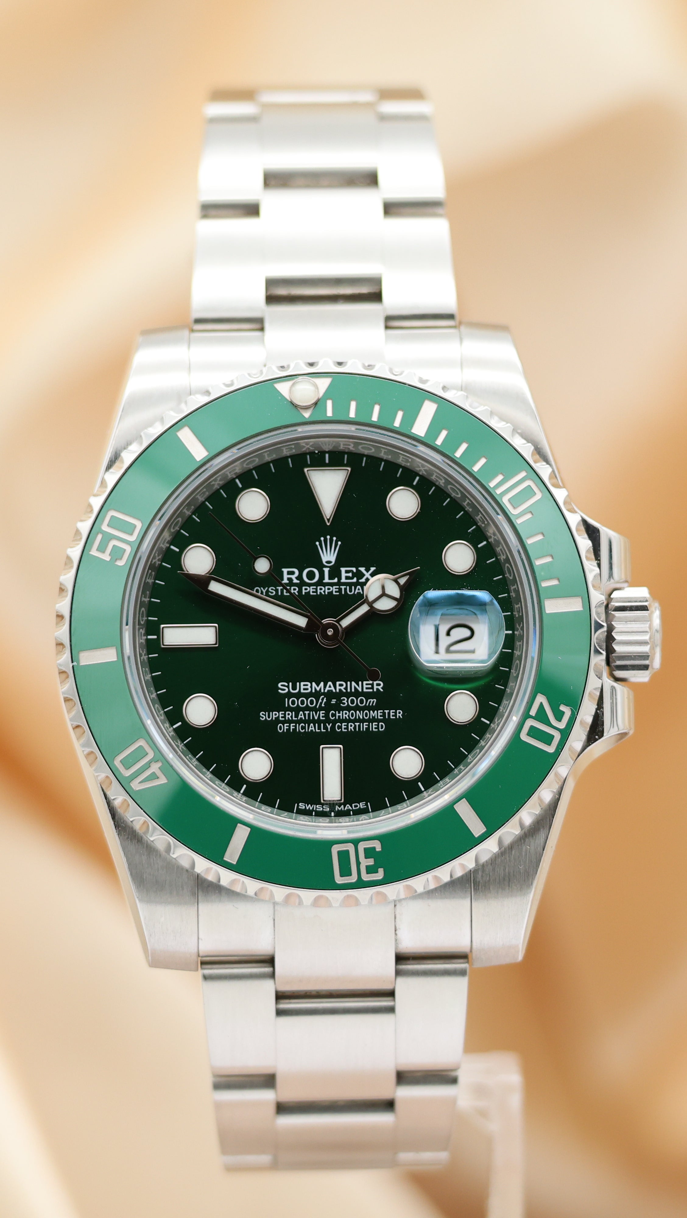 Rolex Submariner Date "Hulk" Automatik Herrenuhr	 116610LV Box + og. Papiere