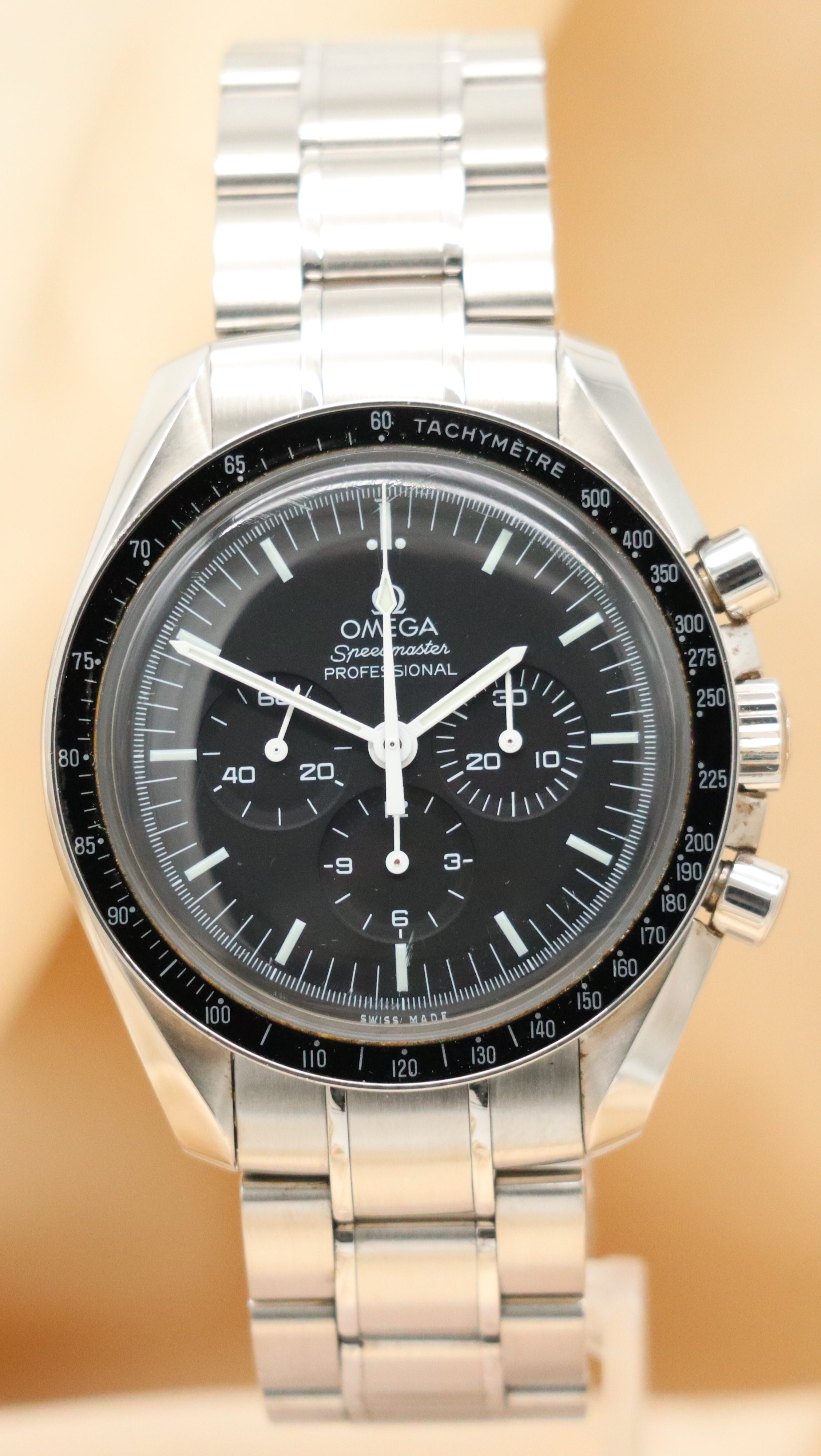 Omega Speedmaster Professional Moonwatch 311.30.42.30.01.005 Box + above. papers