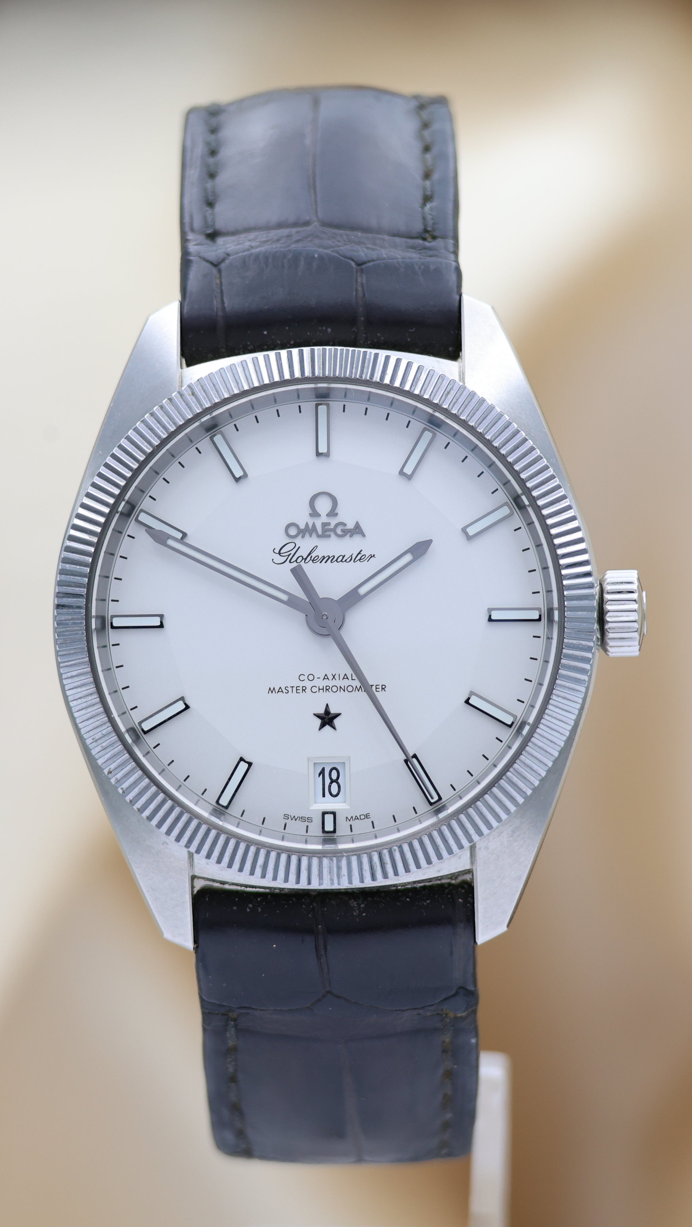 Omega Globemaster Constellation Automatik 13033392102001 Box + og. Papiere