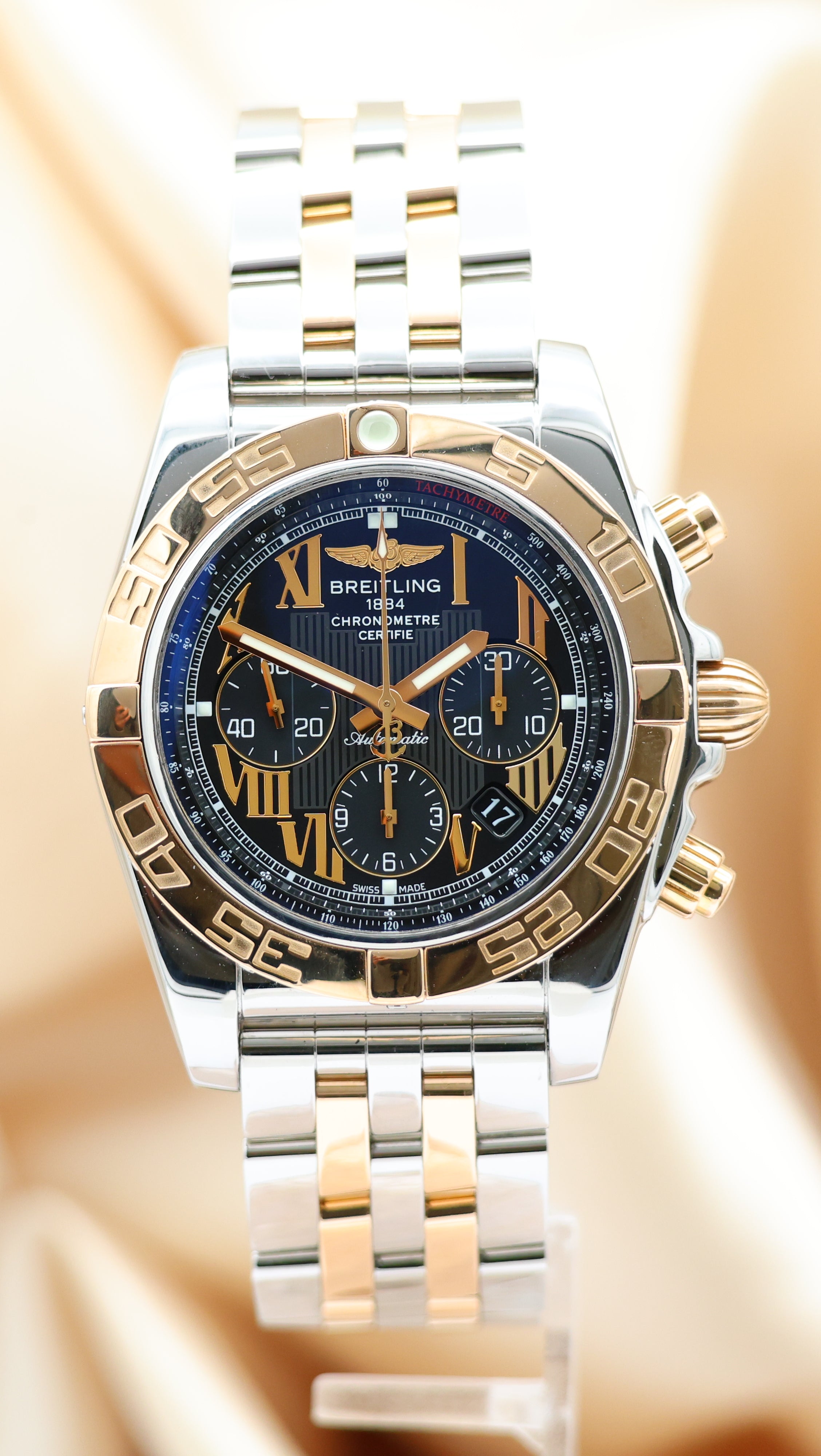 Breitling Chronomat 44 Automatik CB0110 Box + og. Papiere