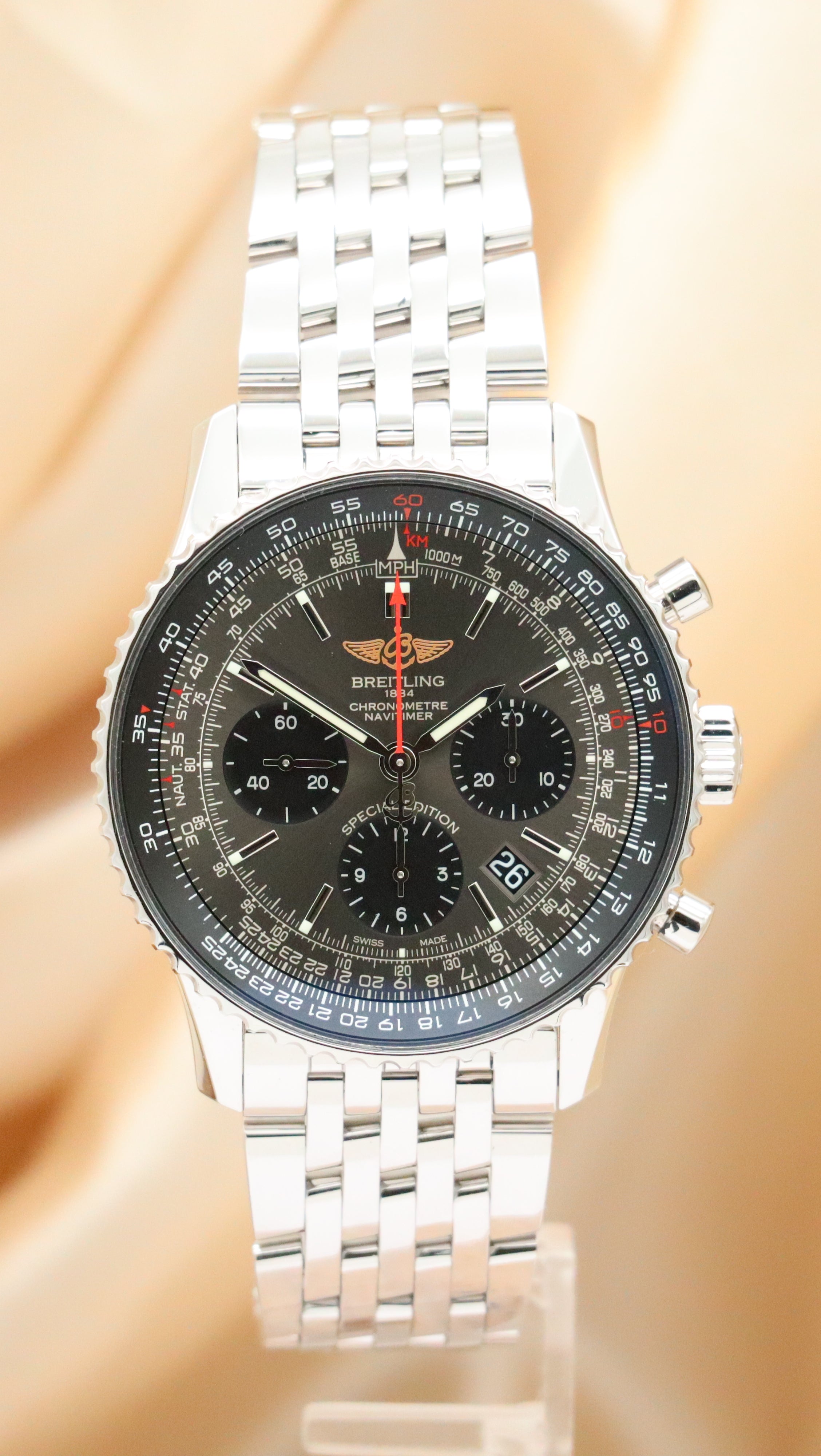 Breitling Navitimer B01 Chronograph 43mm  Automatik Herrenuhr  AB0121 - Thumbnail